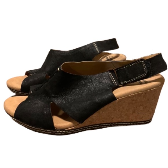 clarks helio float wedge sandal